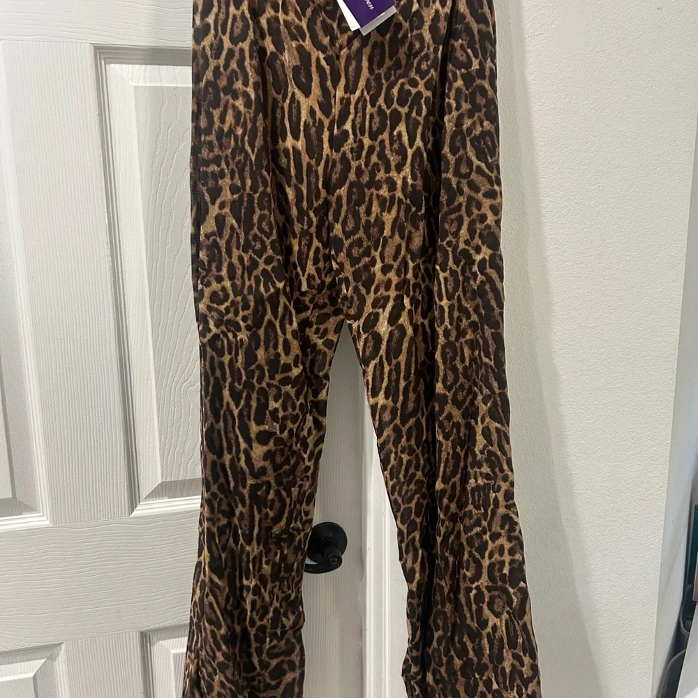 Ralph Lauren Leopard Print Wide Leg Pants - Picture 3 of 4